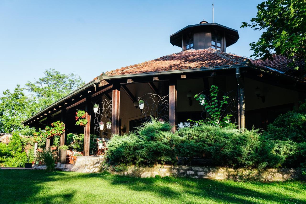 Atos Srebrno Jezero - Villa And Restaurant Veliko Gradište Екстериор снимка